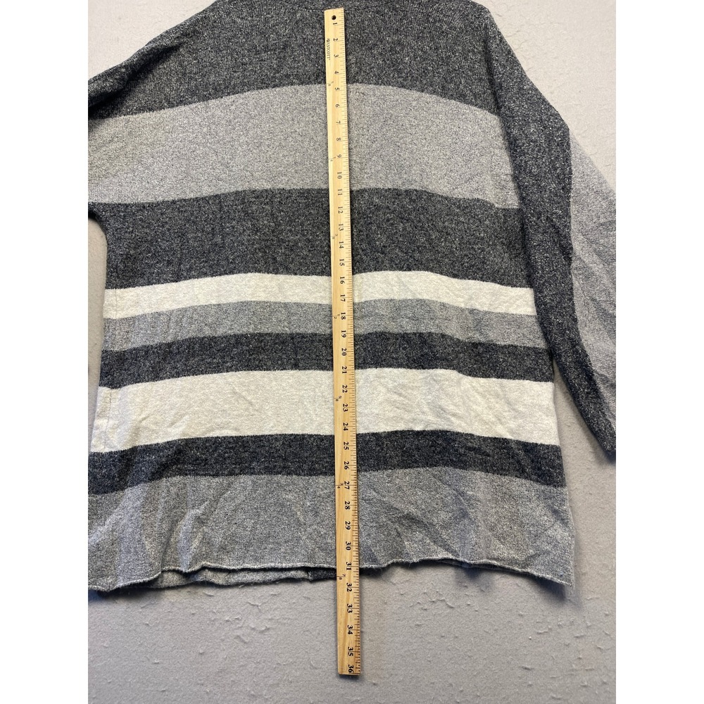 Old Navy Cardigan Knit Grey White Striped XL Womens - Picture 5 of 8